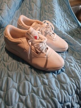 Reebok White Leather Classic Sneakers with Red Logo Accent